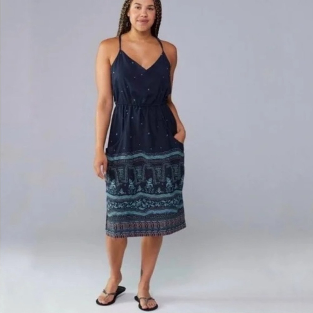 Patagonia SMALL Wildflower Floral Print Racerback Dress Navy Blue FLAW - Picture 1 of 12